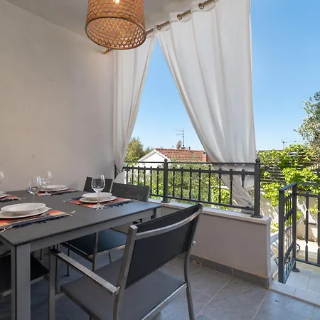 Appartement Sun4fun By Interhome Trogir